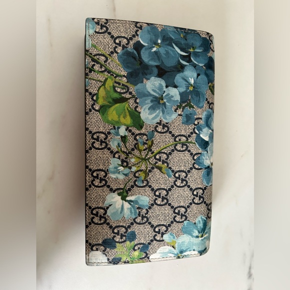 Authentic Gucci Beige GG Supreme Canvas Blooms Wallet On Chain - EUC - Picture 4 of 15
